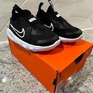 Nike Toddler Flex Runner Sneakers